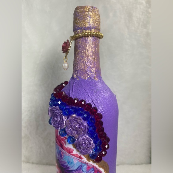 Hand Painted-Decoupaged Sugar Skull-Dia De Los Muertos-Day of the Dead Bottle - Picture 6 of 12